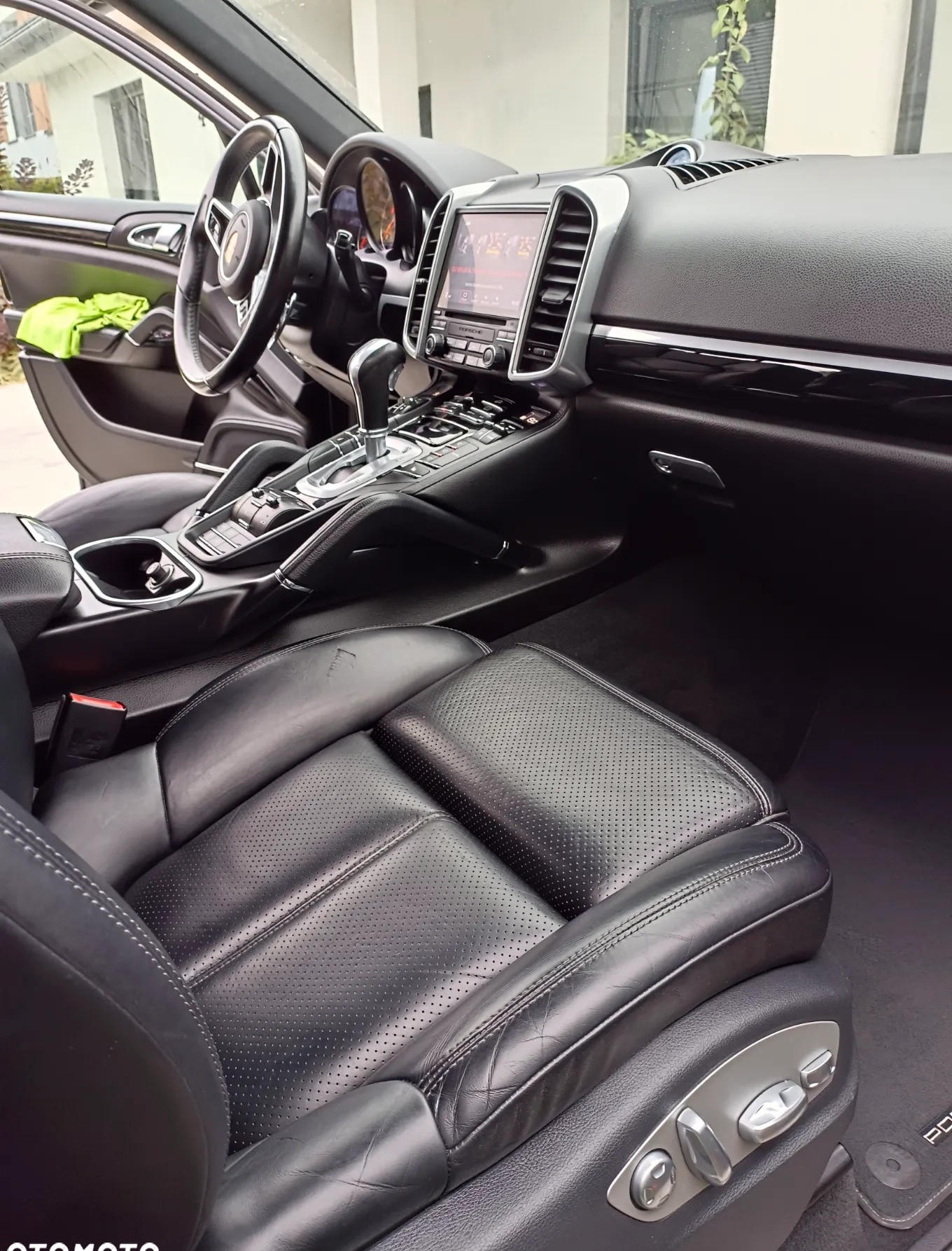 Porsche Cayenne cena 190000 przebieg: 58655, rok produkcji 2017 z Piotrków Kujawski małe 352